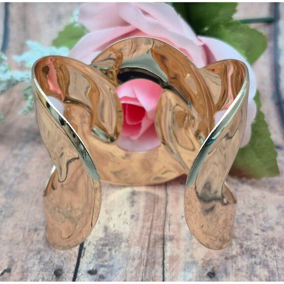 Set of 2 Statement Metal Cuff Bracelets 1 Silver Tone & 1 Gold Tone Link Look - Picture 6 of 11